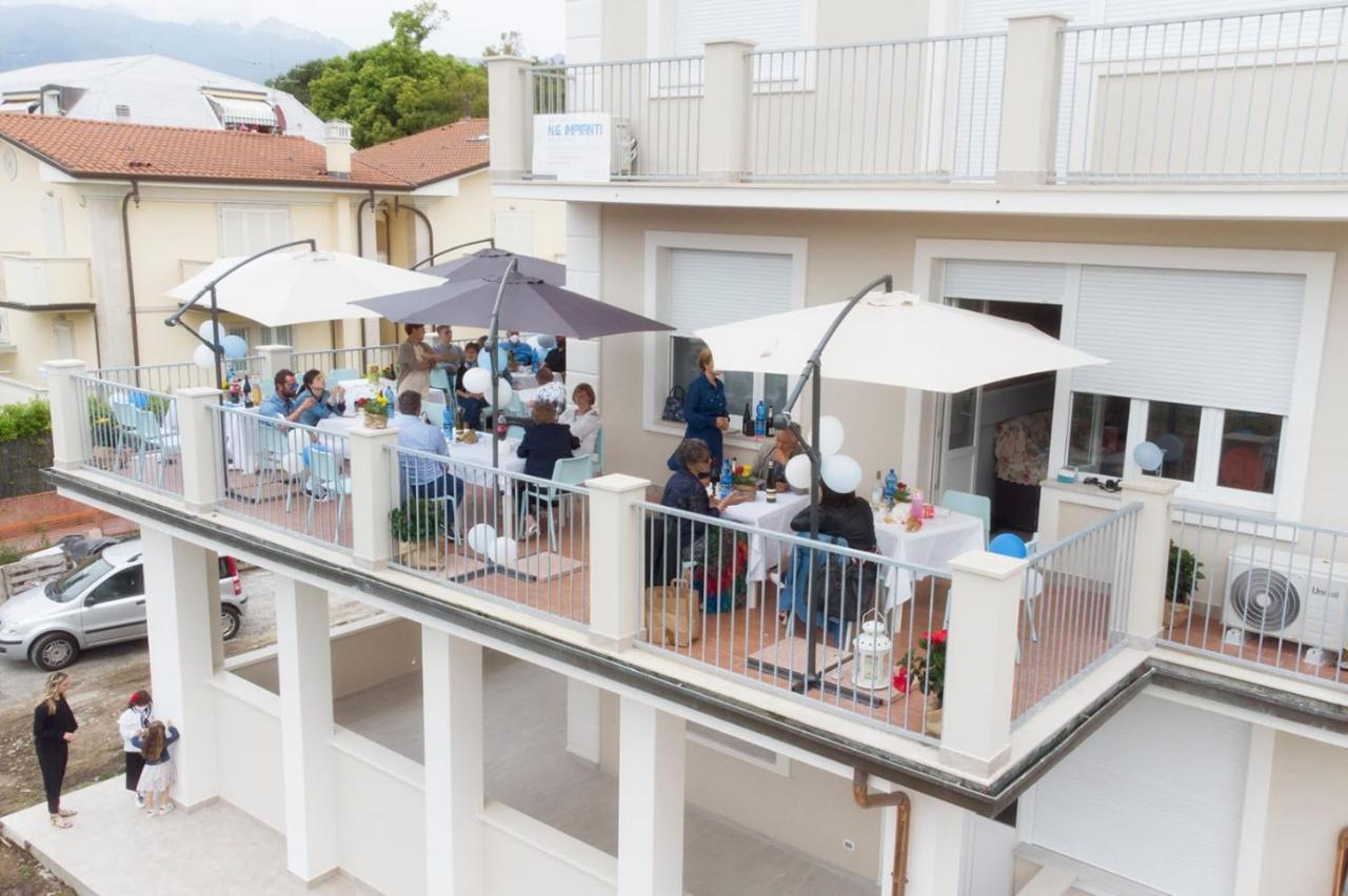 Residence Deamarina Marina di Massa Ngoại thất bức ảnh