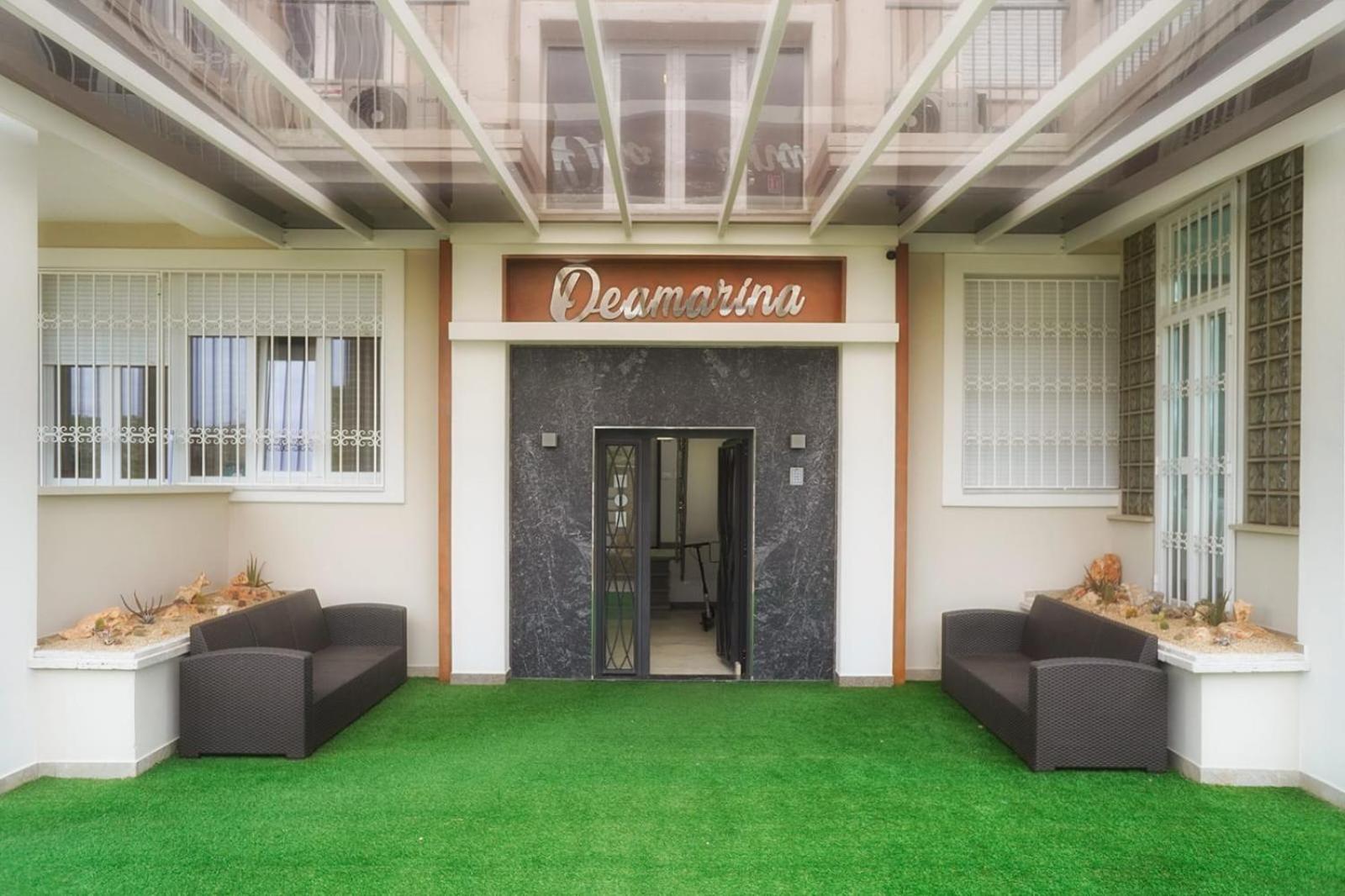 Residence Deamarina Marina di Massa Ngoại thất bức ảnh